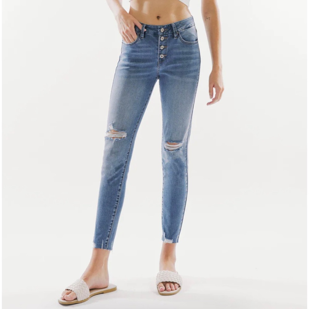 NWT Kancan Penelope High Rise Jean size 1/24